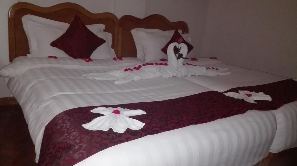 מנדלאי Hotel Dingar מראה חיצוני תמונה