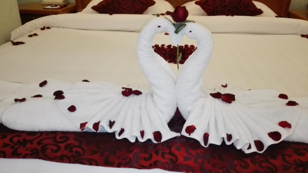 מנדלאי Hotel Dingar מראה חיצוני תמונה